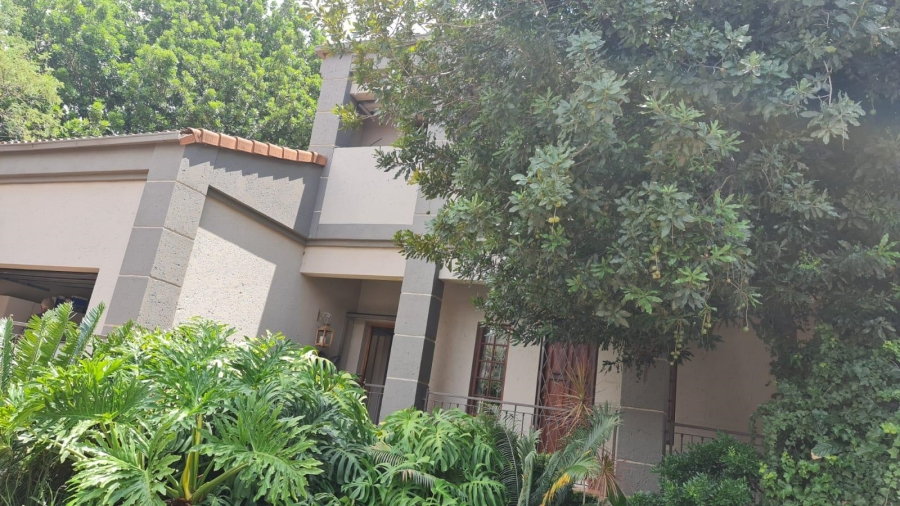 3 Bedroom Property for Sale in Safari Gardens North West